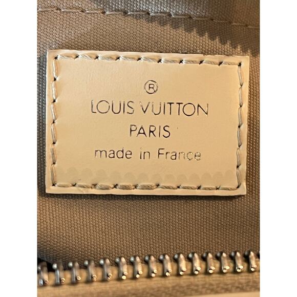 LOUIS VUITTON Ivory Epi Leather Montaigne PM Satchel - Picture 13 of 16